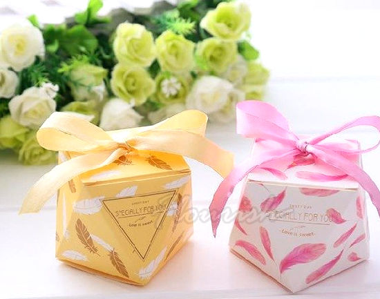 Lovely Heart Design Purple Color Paperboard Bridemaid Gift Box with Ribbon