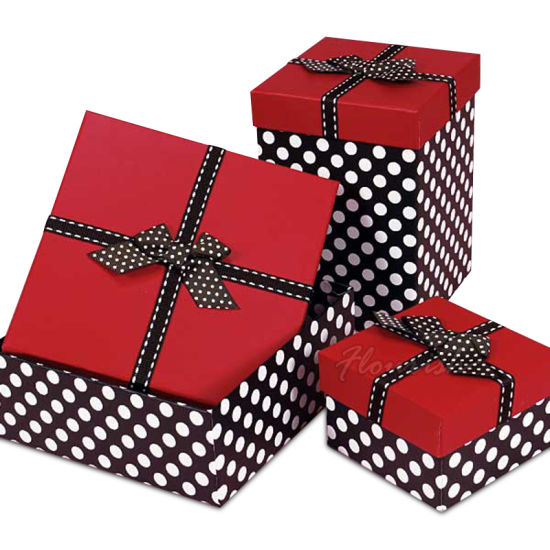 Custom Lid And Base Type Birthday Wedding Christmas New Year Clothes Packaging Box with Ribbon