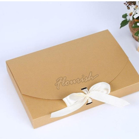 Window Type Men's Bathrobe Storage Kraft Paper Box