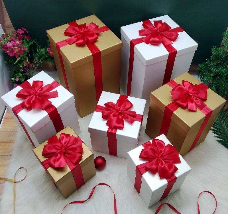 China Wholesale Custom Logo Printed Paper Packaging Carton Box,Christmas Gift Box