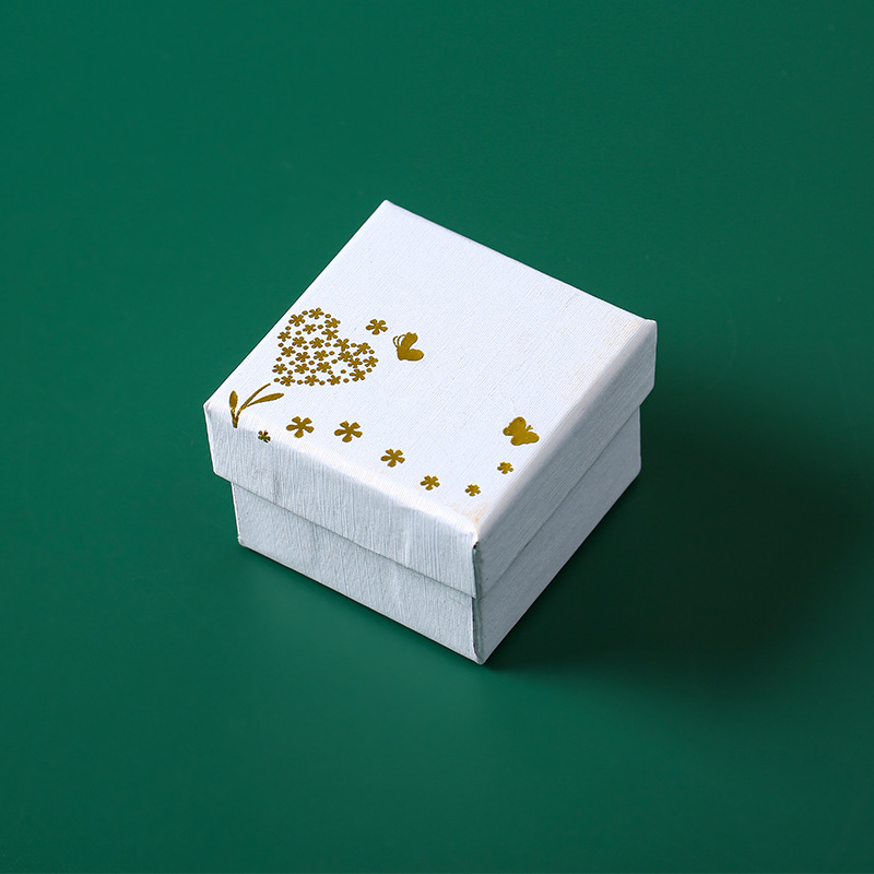 China Factory Wholesale Hot Stamping Custom Logo Printing Paper Gift Box For Jewellery