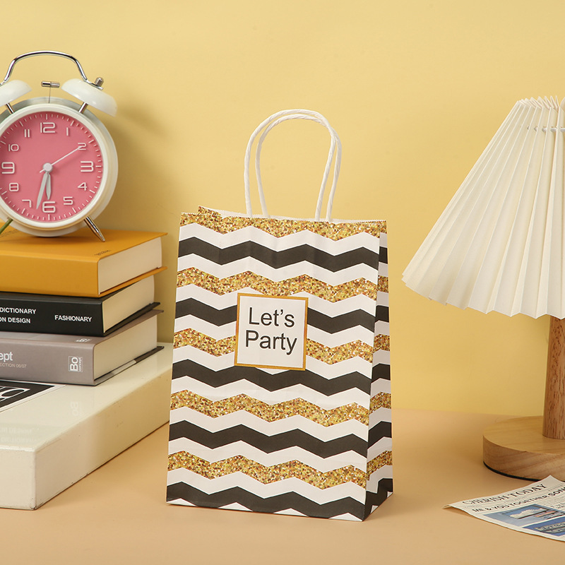 Wholesale Custom Logo Silver Stamping Fashion Shopping Wrapping Coated Paper Gift Shopping Packaging Bag with Handle Rope for Festival