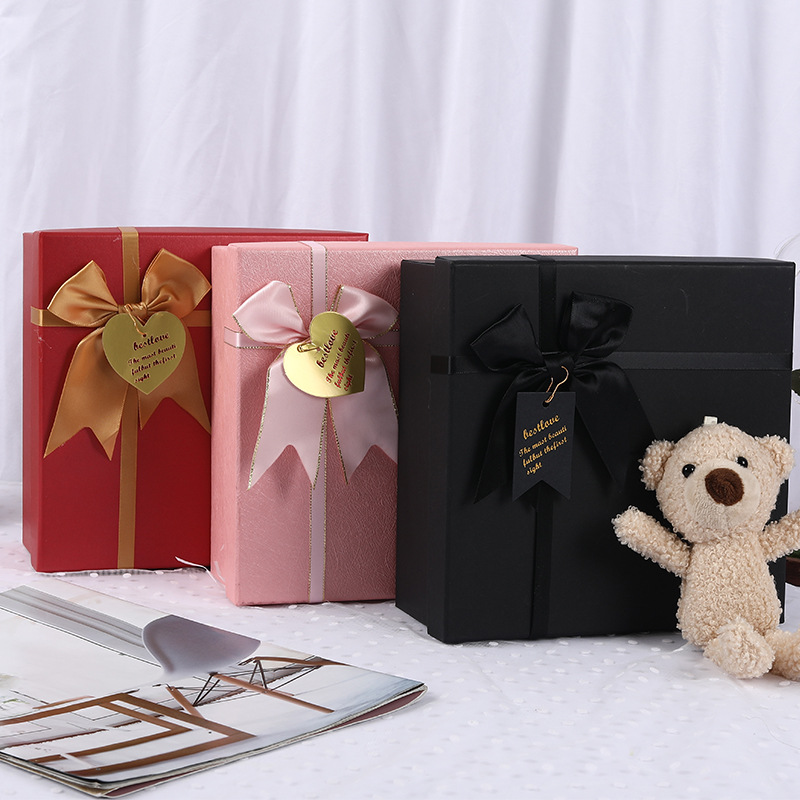 China Manufacturer Wholesale Cardboard Paper Packaging Gift Jewelry Box