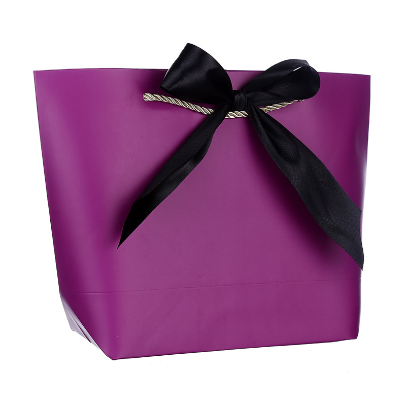 China Manufacturer Wholesale Fashion Shopping Paper Bags With Ribbon