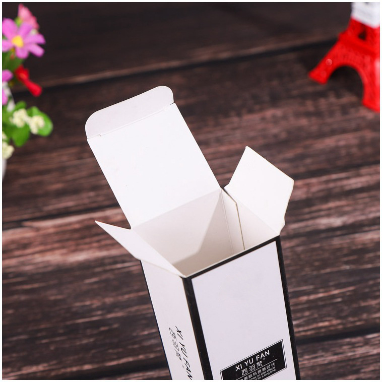 White Cardboard Paper Packaging Cosmetic Perfume Lipstick Box