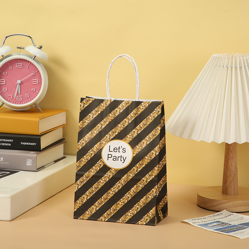 Wholesale Custom Logo Silver Stamping Fashion Shopping Wrapping Coated Paper Gift Shopping Packaging Bag with Handle Rope for Festival