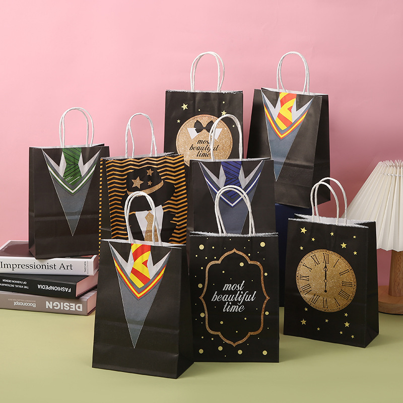 Wholesale Custom Logo Silver Stamping Fashion Shopping Wrapping Coated Paper Gift Shopping Packaging Bag with Handle Rope for Festival