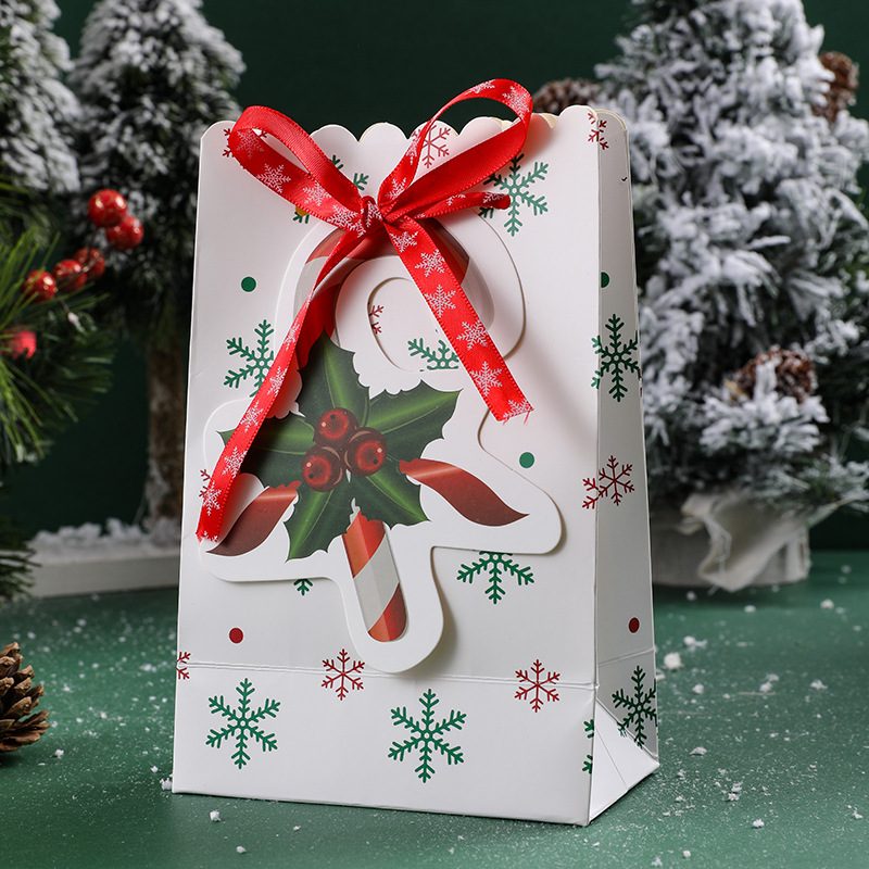 Custom Christmas Xmas Festival Pattern Kraft Paper Bags with Handle Holiday Pattern Gift Packaging Packing Bag Customization Shopping Bag for Chocolate Appeal