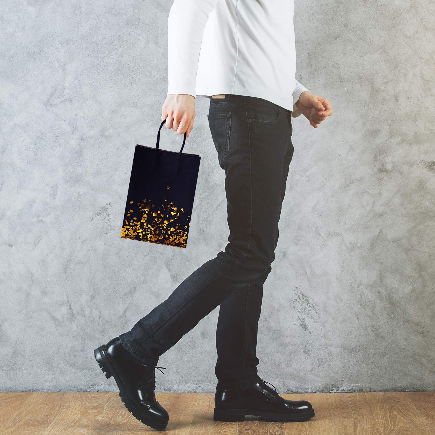 Qingdao Flourish Wholesale Luxury Hot Stamping Paper Gift Bag