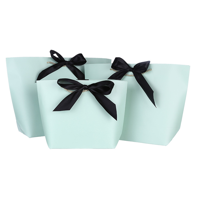  Wholesale Fashion Paper Packaging Gift Bags,Festival Shopping Bags