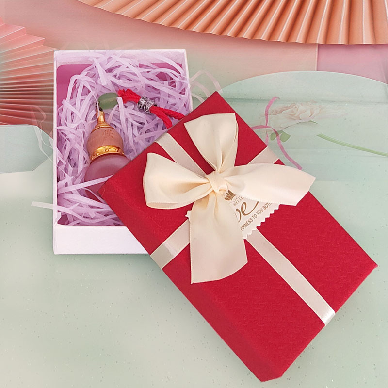 China Manufacturer Wholesale Cardboard Paper Packaging Gift Jewelry Shoulder Box