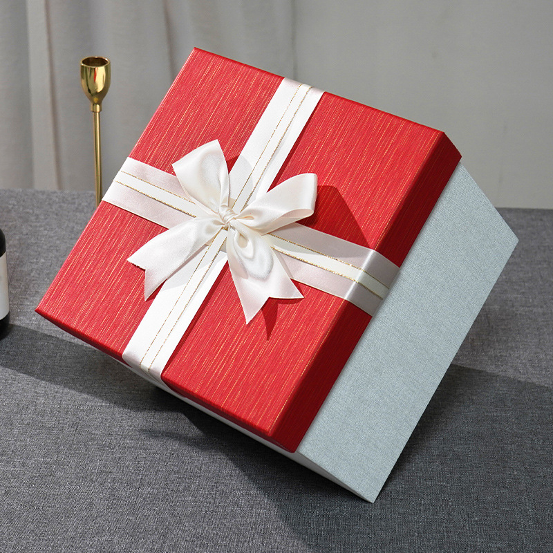 China Manufacturer Wholesale Lid And Base Cardboard Paper Packaging Carton Box For Christmas