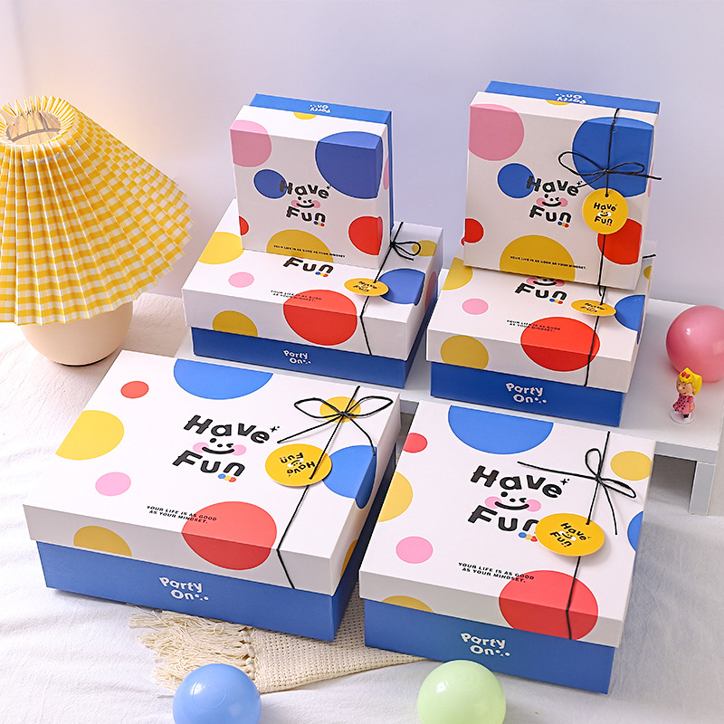 New Arrival Custom Logo Printing Paper Packaging Box For Party And Festival