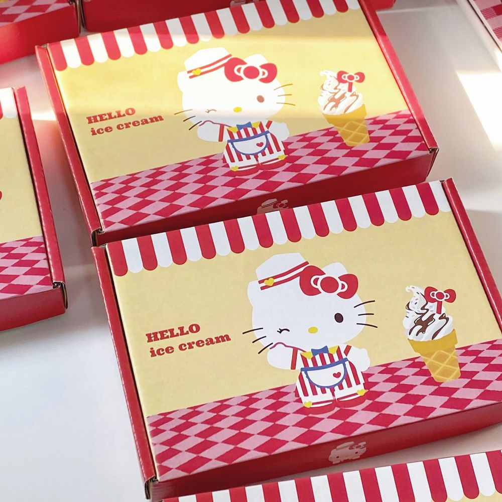Wholesale Custom Printed Color Luxury Paper Packaging Corrugated Shipping Moving Mailer Box for Garment Cosmetic Beauty