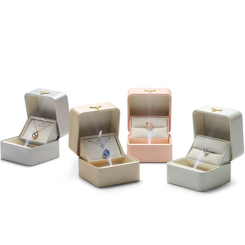 Custom Luxury PU Leather LED Jewellery Gift Box