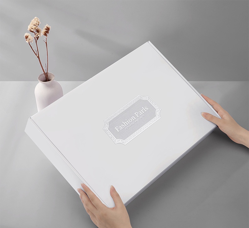 Wholesale Customized Festivals Thanksgiving Christmas Gift Box Custom Printed Carton Collapsible Corrugated Mailer Box