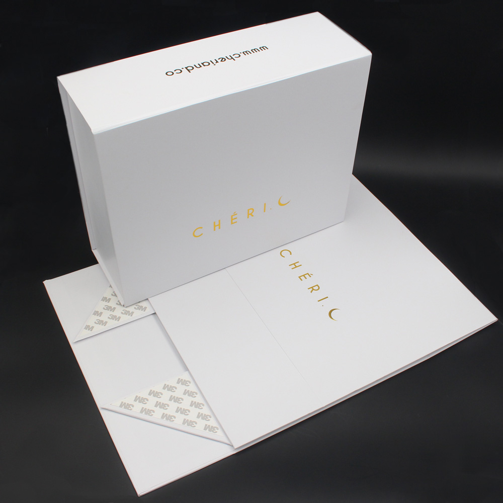 Wholesale Luxury White Color Folding Paper Packaging Box With Ribbon