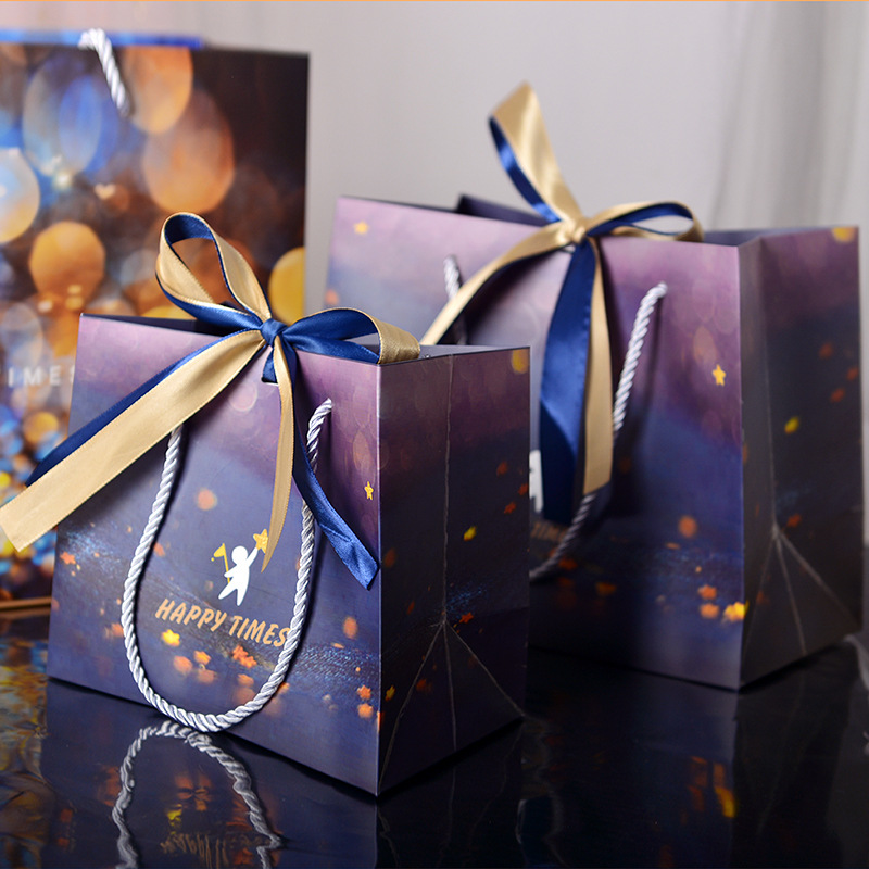  China Wholesales Ribbon Closure Paper Packaging Gift Bag,Luxury Shopping Bags