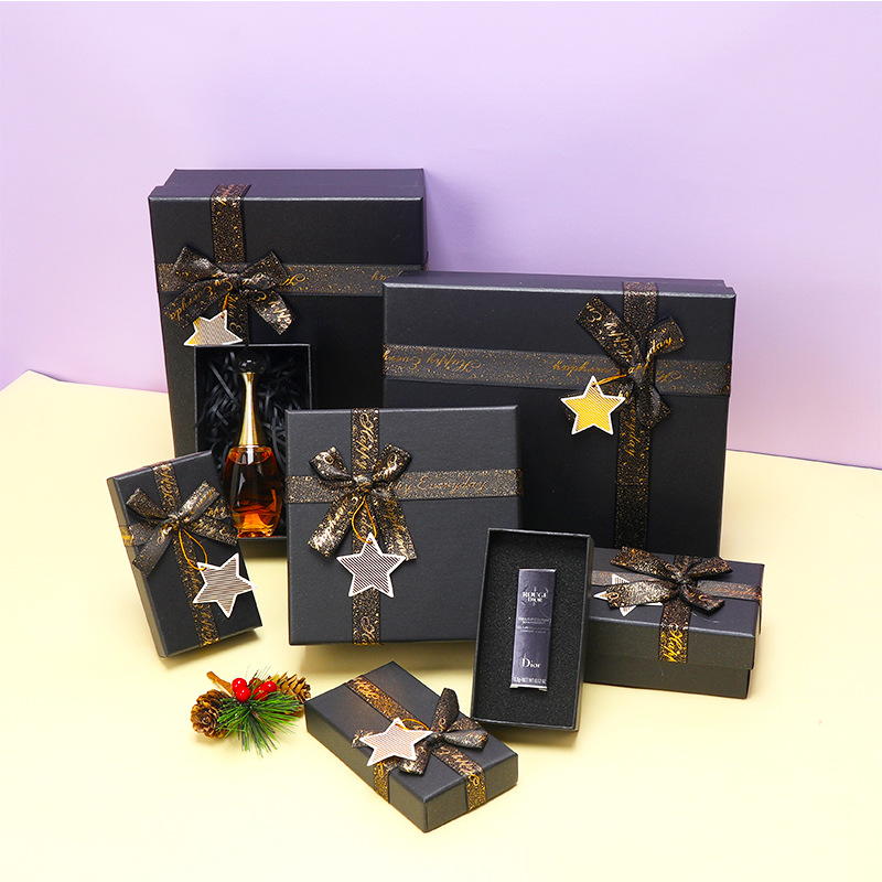 China Manufacturer Wholesale Cardboard Paper Packaging Gift Cosmetic Box