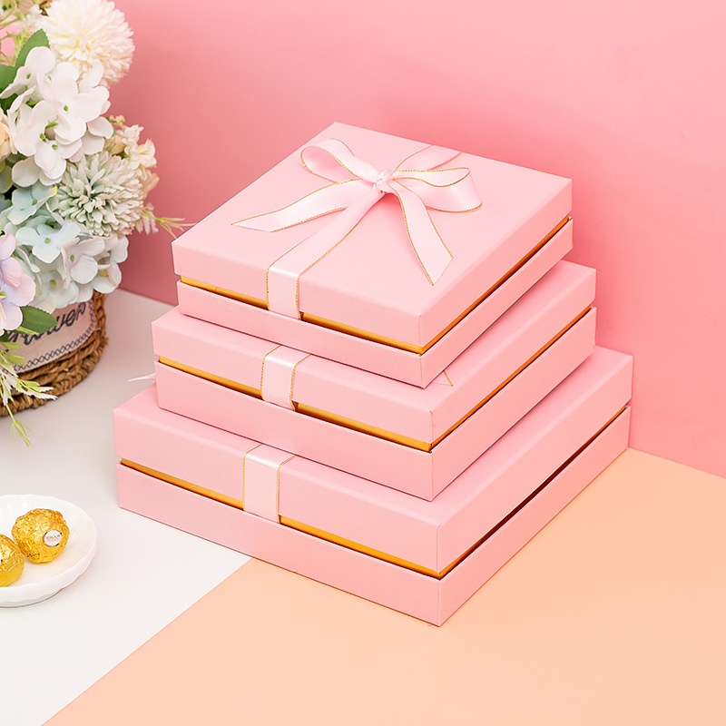 China Wholesale Affordable Price Rigid Cardboard Paper Packaging Box For Christmas